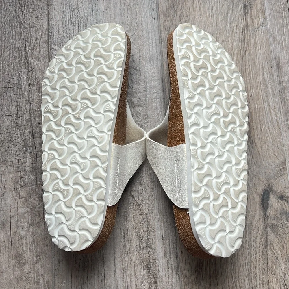 Birkenstock Gizeh Sandal Size 41 White - Picture 4 of 10